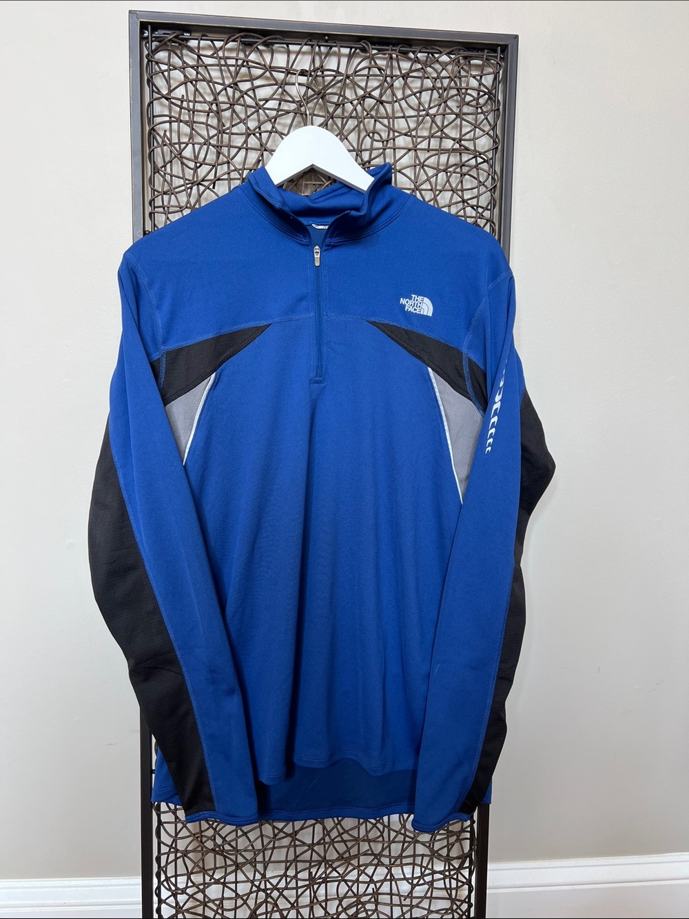 The North Face Flight Series 1/4 zip pullover Royal Blue Black Colorblock Men L